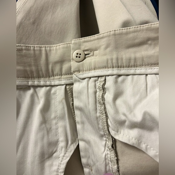 EUC women’s Uniqlo beige cotton straight leg pants Sz 12 - Picture 7 of 7